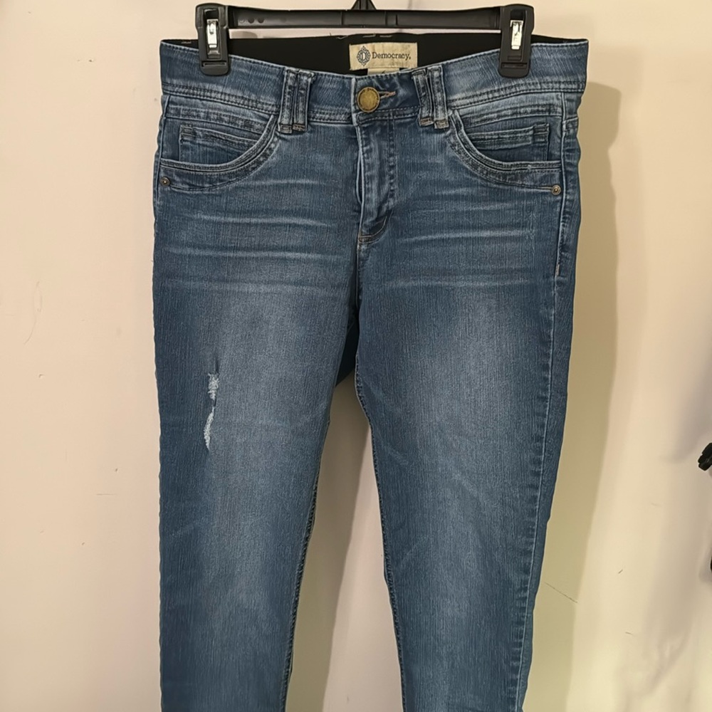 Democracy size 6 “ab technology” jeans